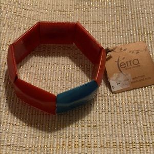 NWTO Wooden beaded bracelet